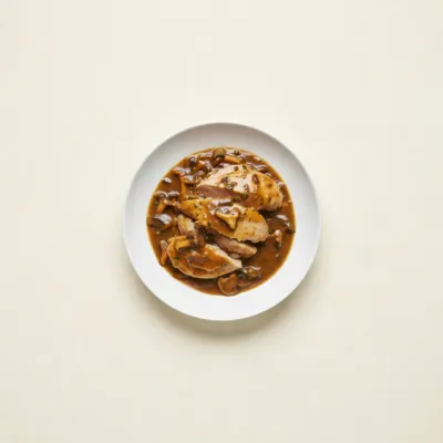 Suprême de pintade sauce forestière