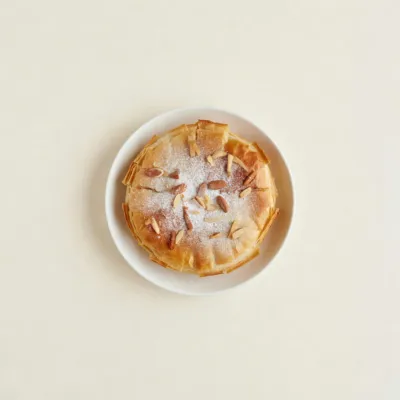 Pastilla de poulet aux amandes