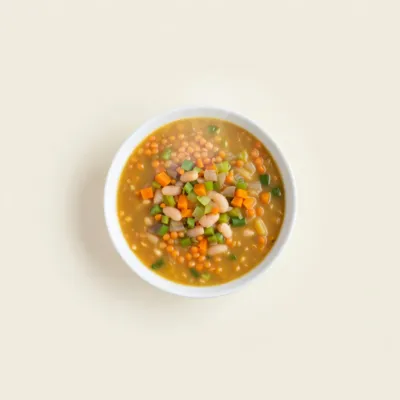 Soupe vegan de lentilles et cocos aux légumes