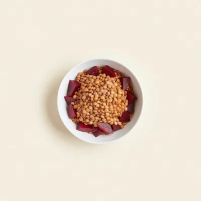Salade complète vegan de lentilles et betterave